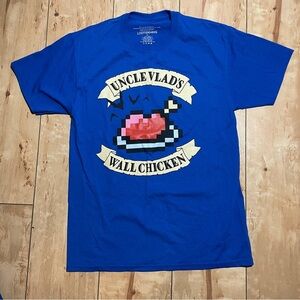 Loot Crate Exclusive Blue Uncle Vlad’s Wall Chicken Short Sleeve Tee Men’s SzMed